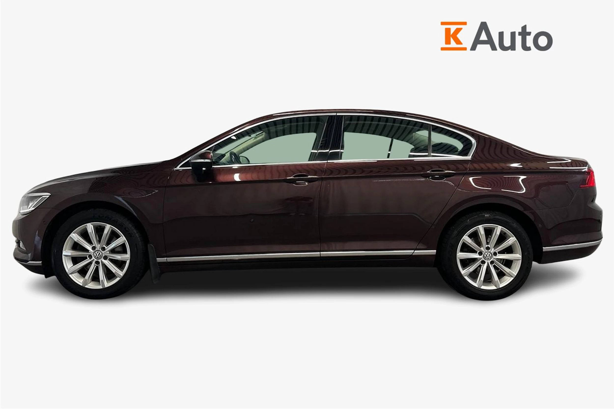 punainen Volkswagen Passat 2018 kuva 5.