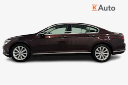 punainen Volkswagen Passat 2018 kuva 5.