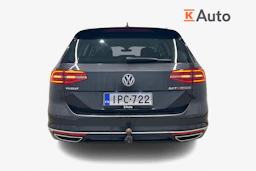 harmaa Volkswagen Passat 2018 kuva 3.