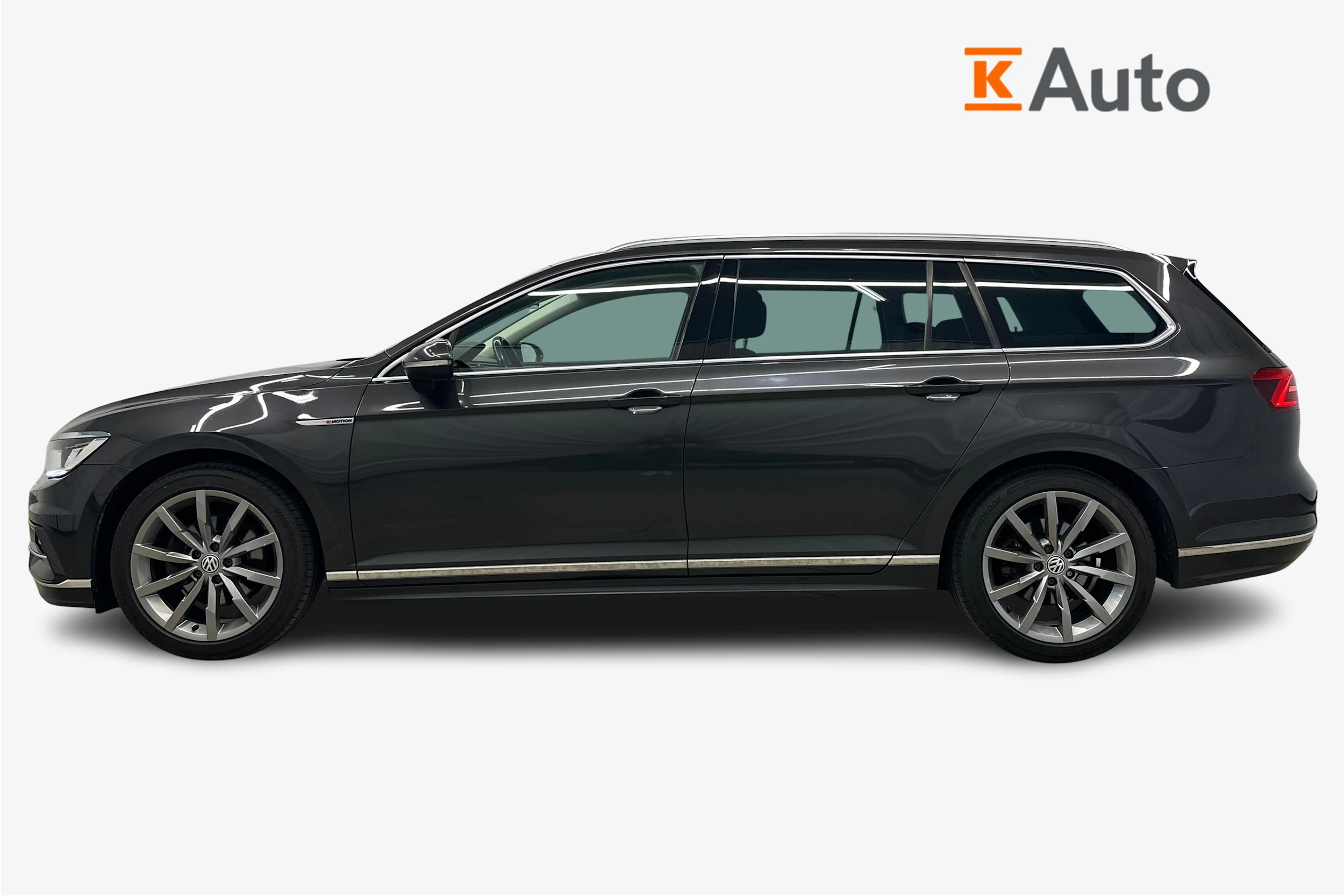 harmaa Volkswagen Passat 2018 kuva 5.