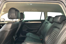 harmaa Volkswagen Passat 2018 kuva 8.