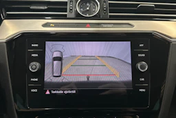 harmaa Volkswagen Passat 2018 kuva 18.