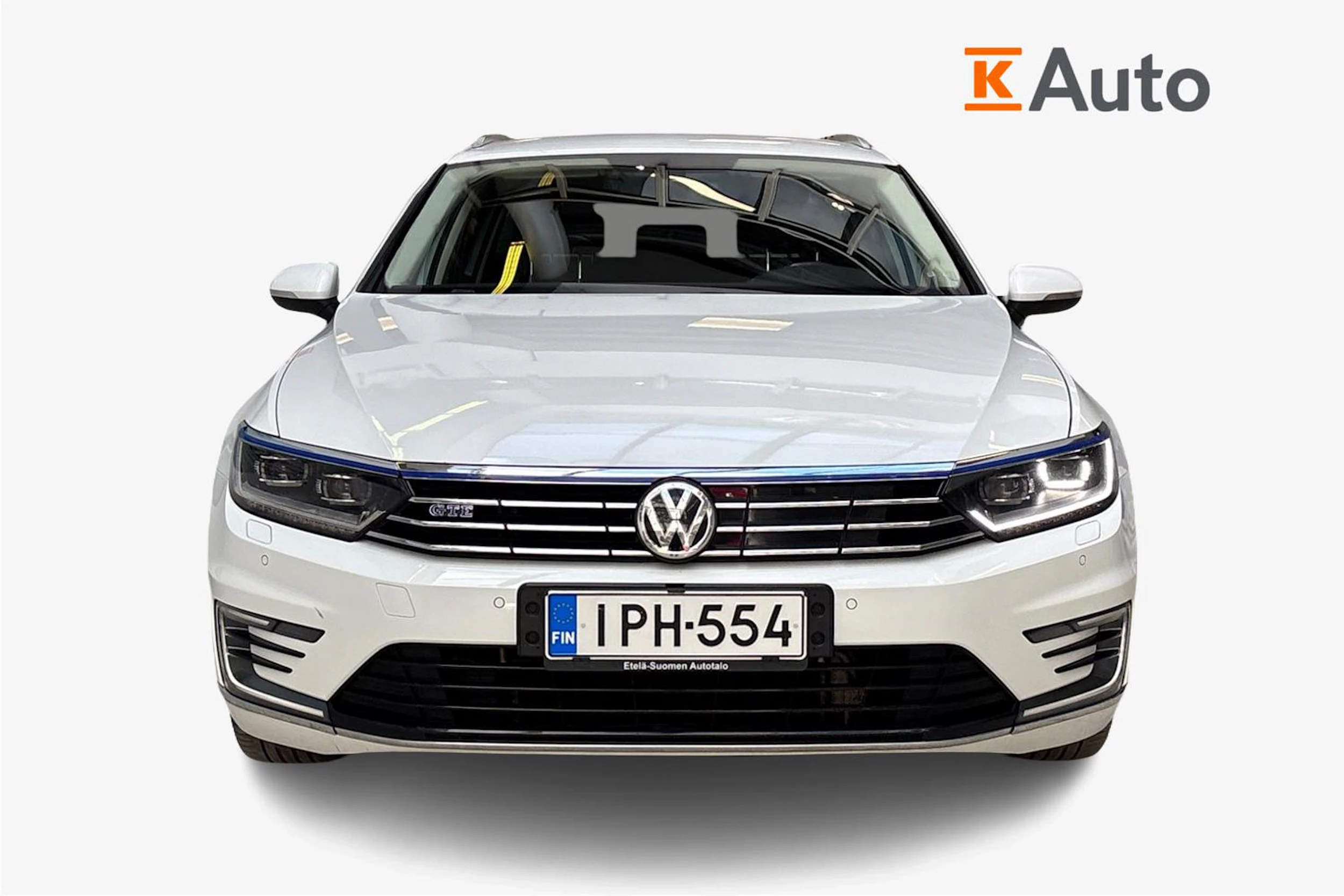 valkoinen Volkswagen Passat 2018 kuva 5.