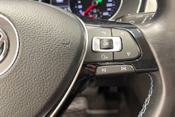 Harmaa Volkswagen PASSAT 2018 kuva 12.