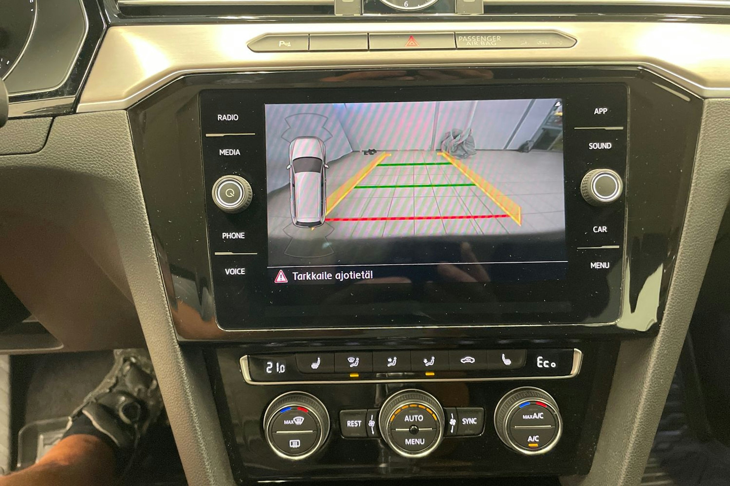 Harmaa Volkswagen PASSAT 2018 kuva 14.