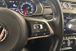 Harmaa Volkswagen PASSAT 2018 kuva 16.