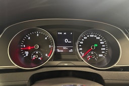 Harmaa Volkswagen PASSAT 2018 kuva 17.