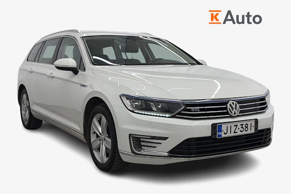 Volkswagen PASSAT Variant GTE Plug-In Hybrid 160 kW (218 hv) DSG-automaatti