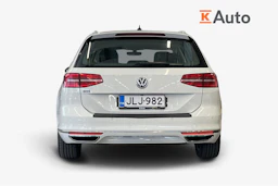 valkoinen Volkswagen Passat 2018 kuva 4.
