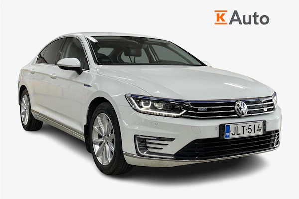Volkswagen PASSAT Sedan GTE Plug-In Hybrid 160 kW (218 hv) DSG-automaatti