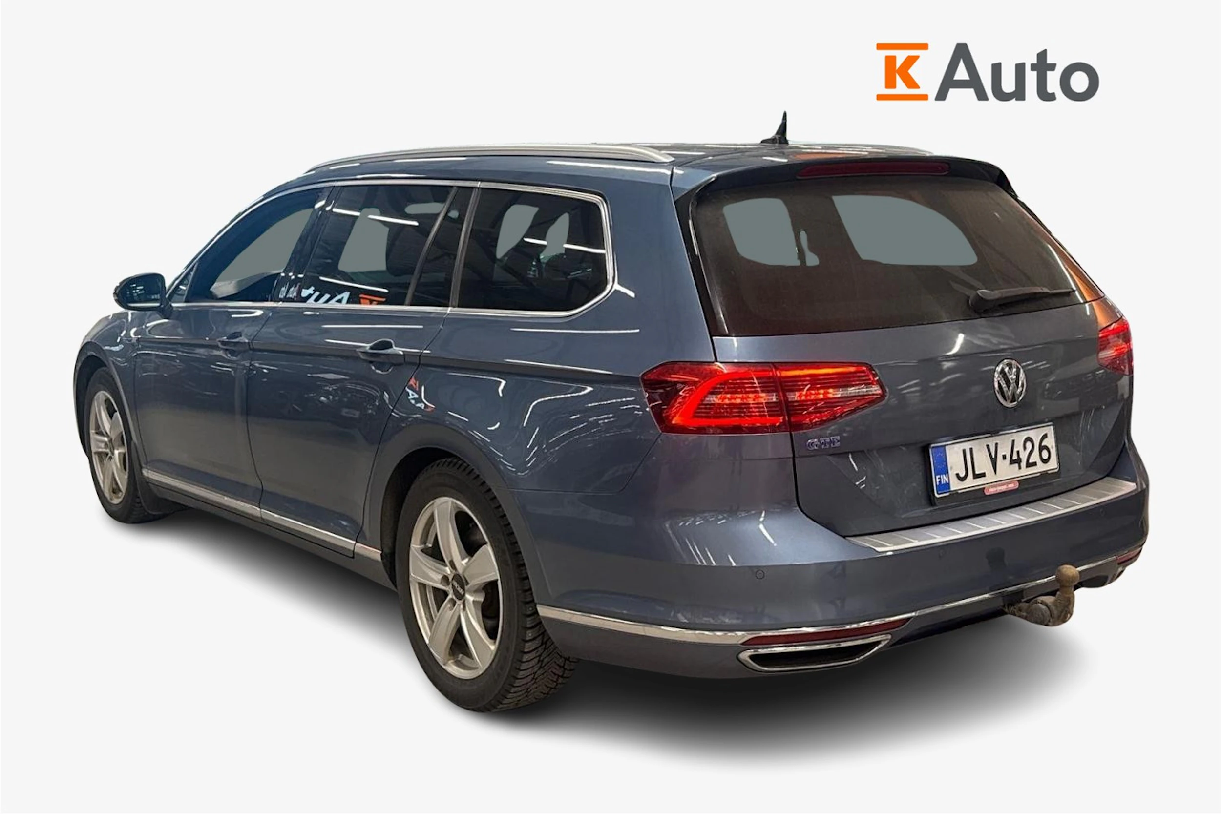 sininen Volkswagen Passat 2018 kuva 2.