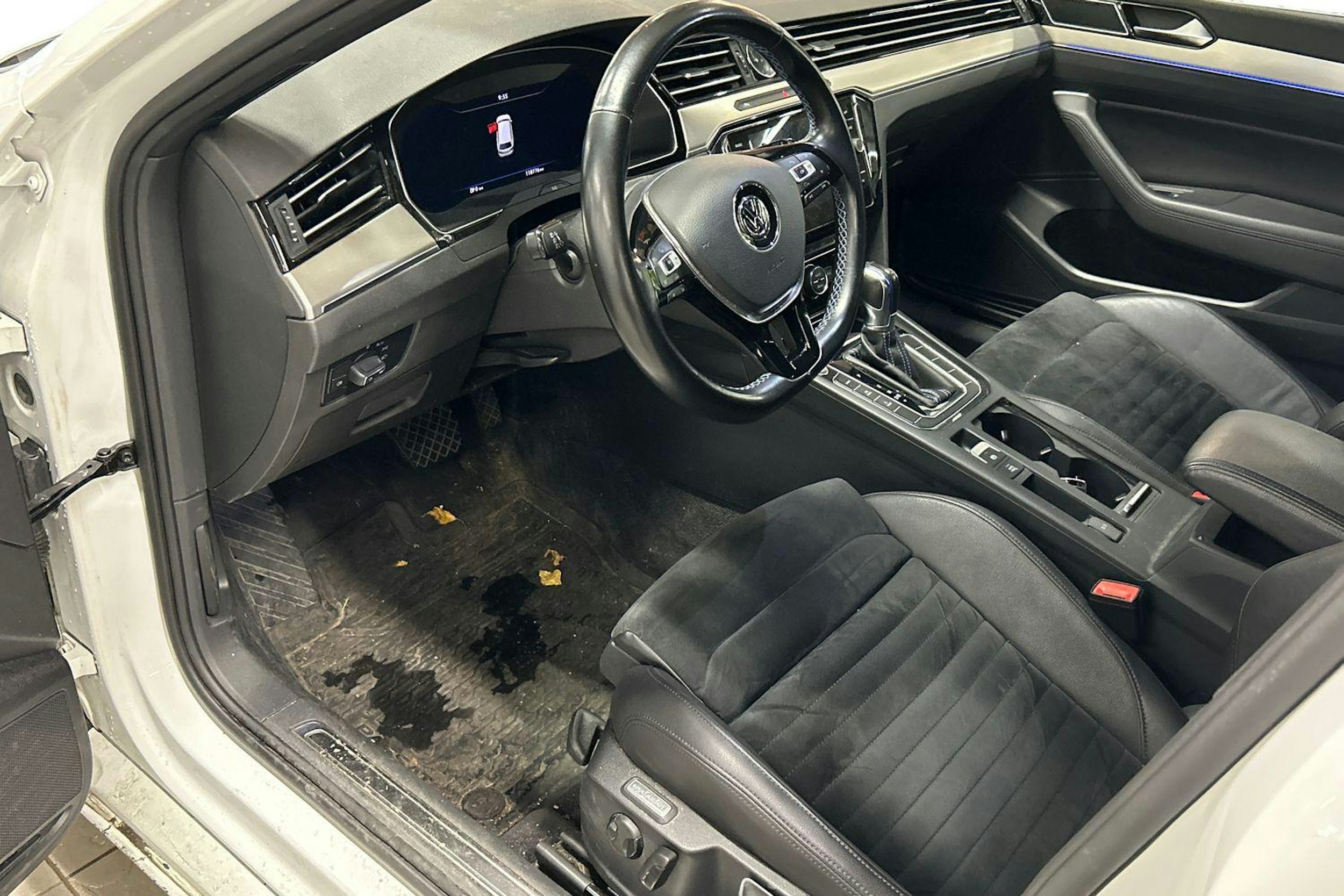 valkoinen Volkswagen Passat 2018 kuva 3.