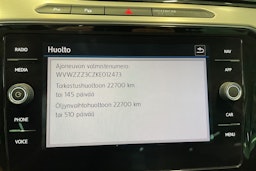 valkoinen Volkswagen Passat 2018 kuva 24.