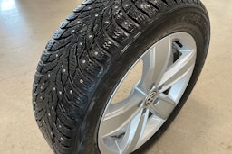 valkoinen Volkswagen Passat 2018 kuva 36.