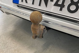 valkoinen Volkswagen Passat 2018 kuva 38.