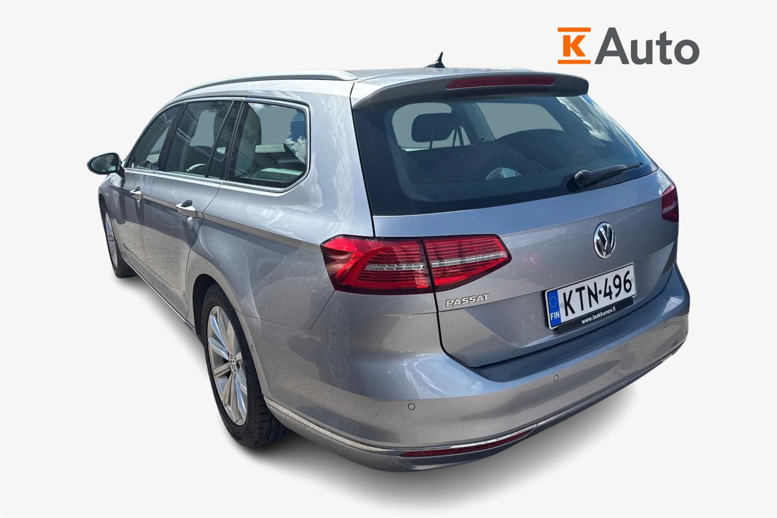 sininen Volkswagen Passat 2018 kuva 2.