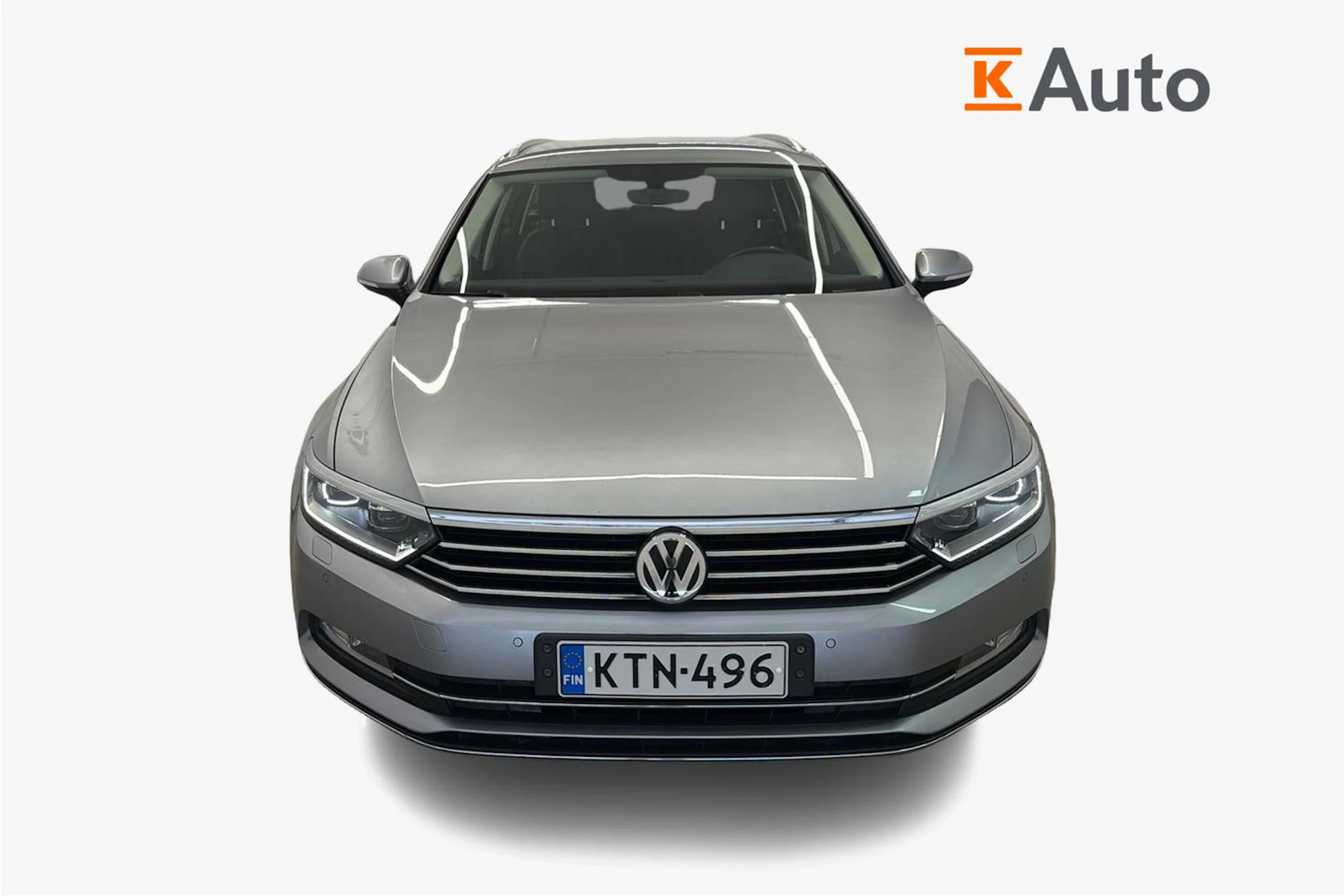 sininen Volkswagen Passat 2019 kuva 4.
