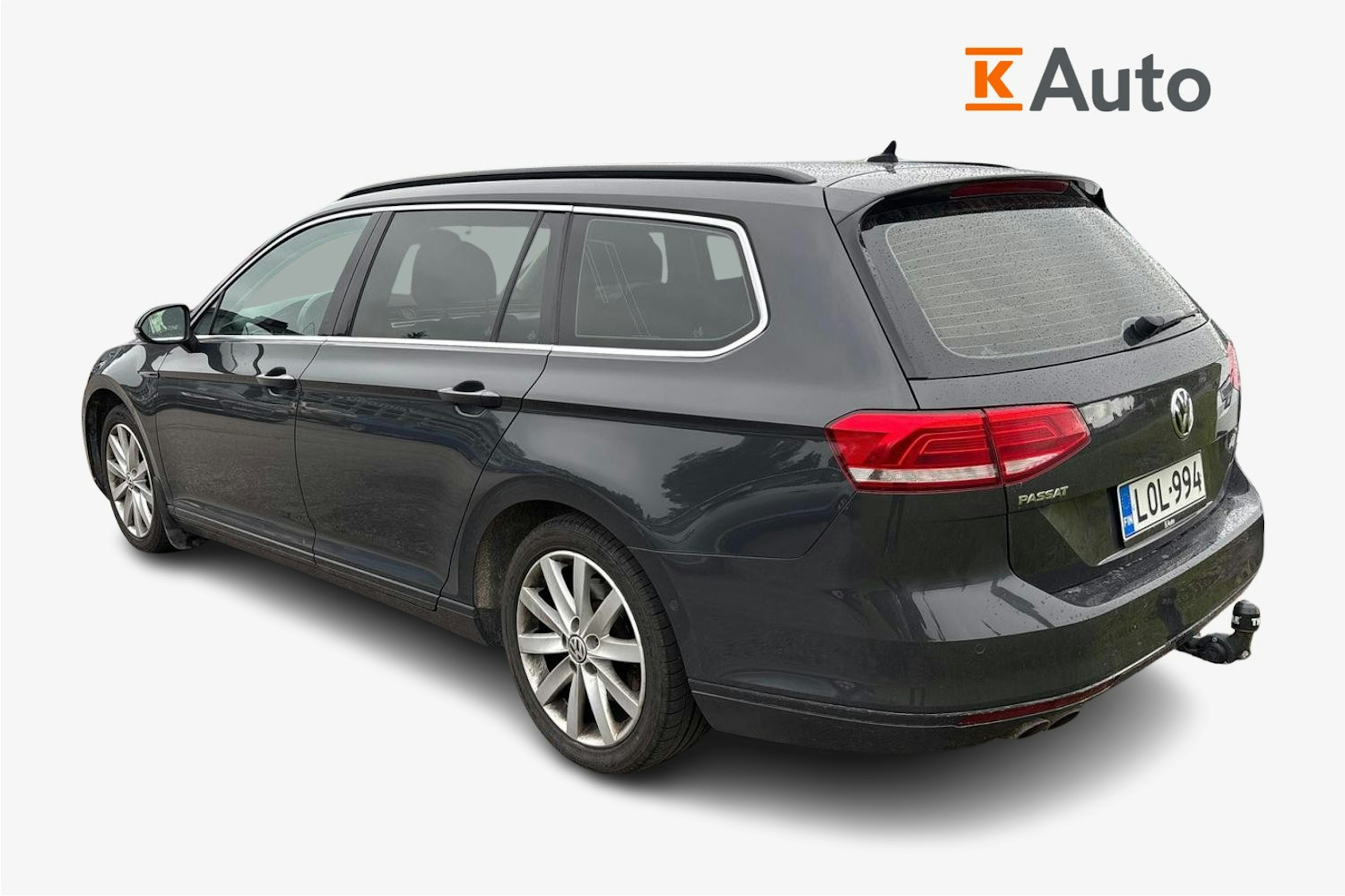 harmaa Volkswagen Passat 2018 kuva 2.