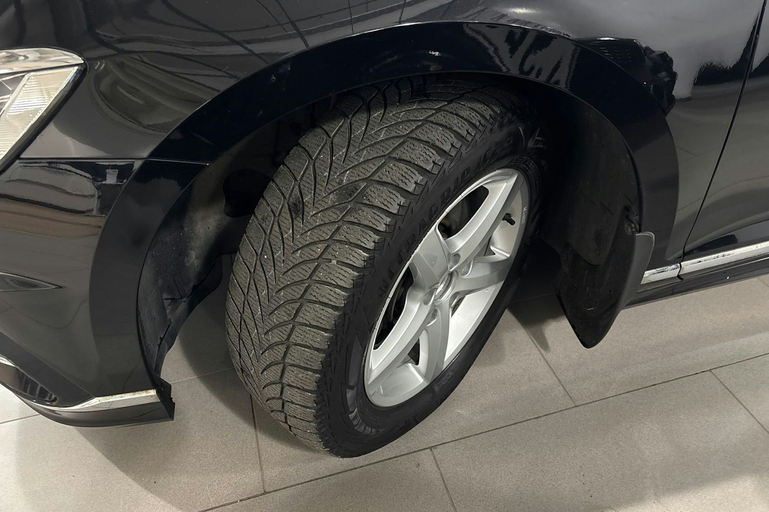 musta Volkswagen Passat 2018 kuva 13.