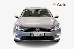 harmaa Volkswagen Passat 2018 kuva 4.
