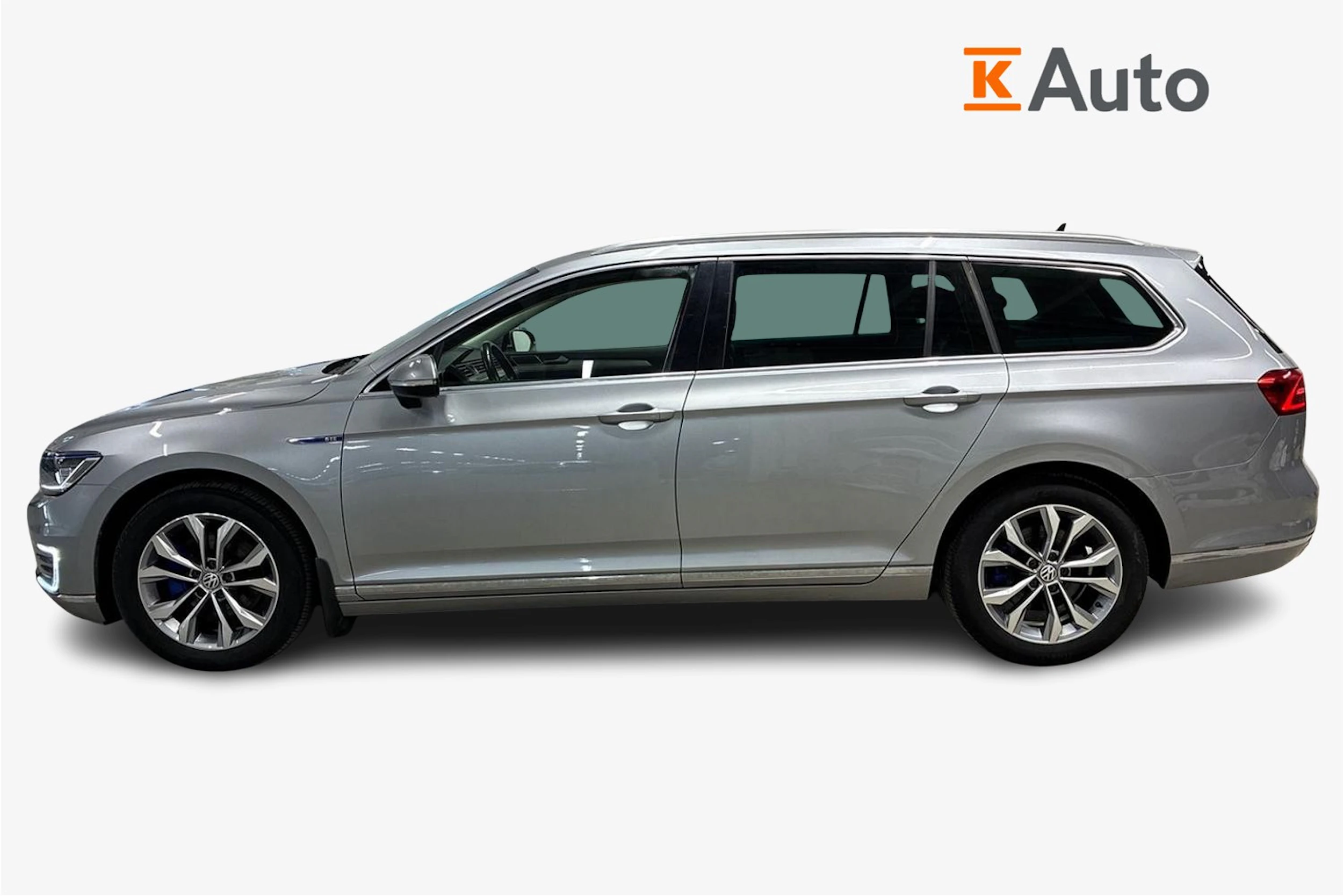 harmaa Volkswagen Passat 2018 kuva 5.