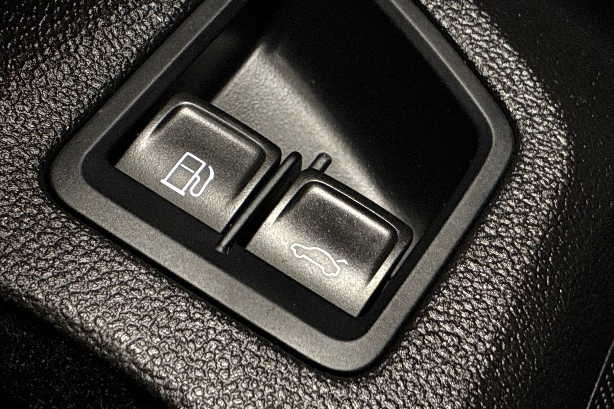 harmaa Volkswagen Passat 2018 kuva 16.