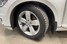 Valkoinen Volkswagen PASSAT 2018 kuva 10.