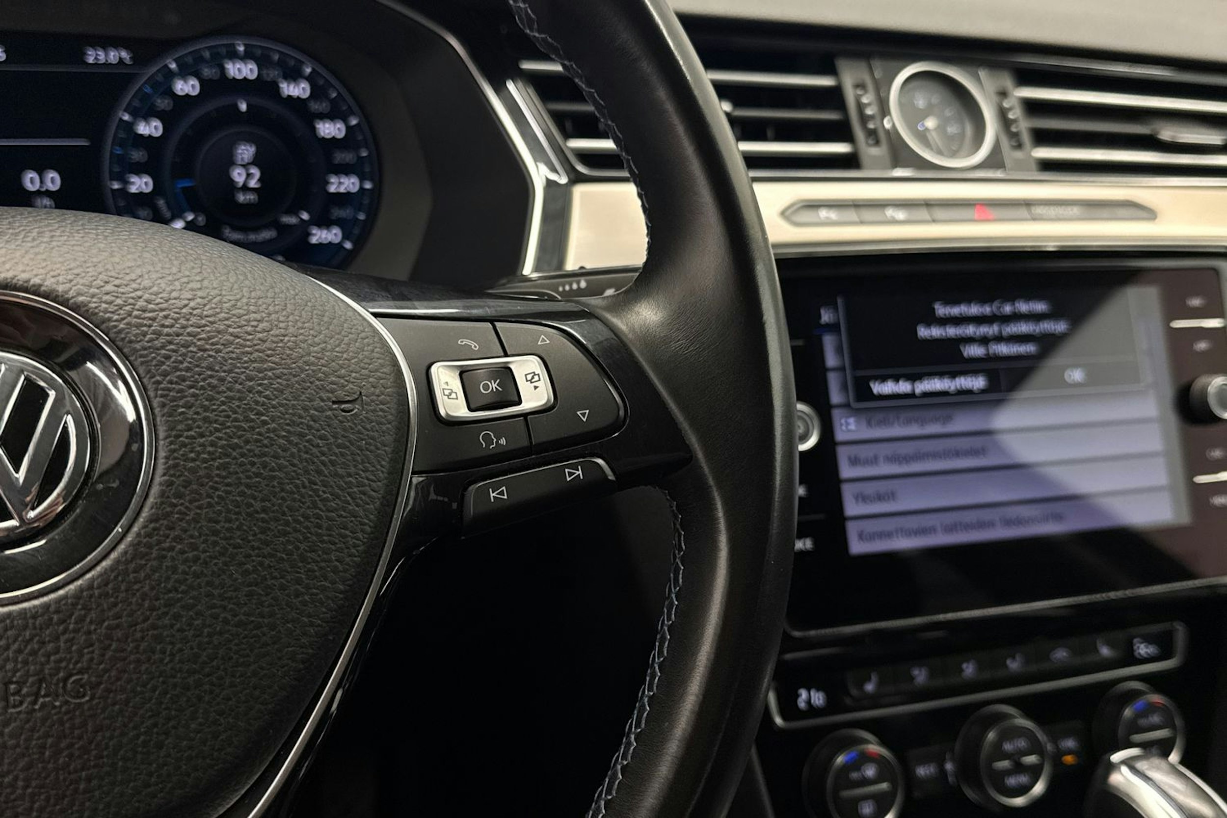 Harmaa Volkswagen PASSAT 2018 kuva 15.