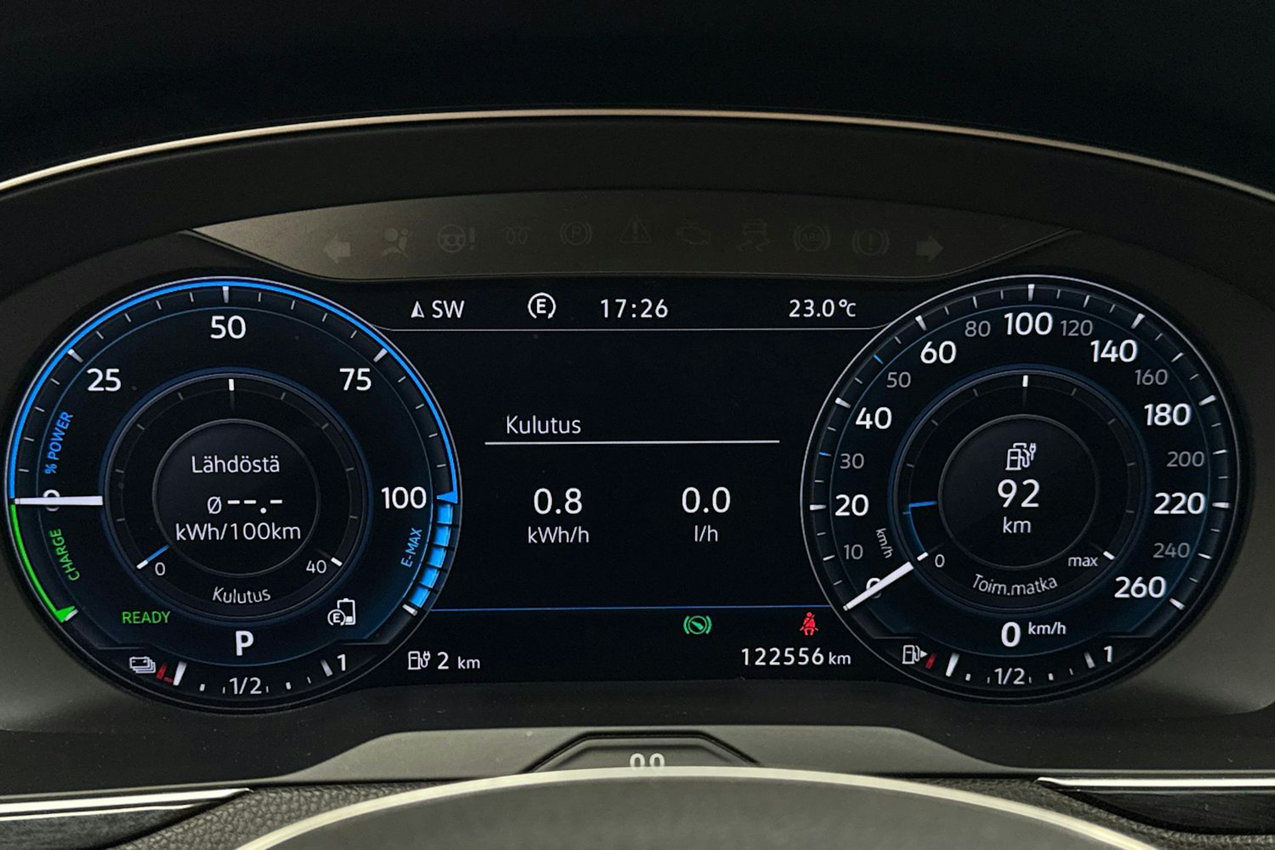 Harmaa Volkswagen PASSAT 2018 kuva 17.