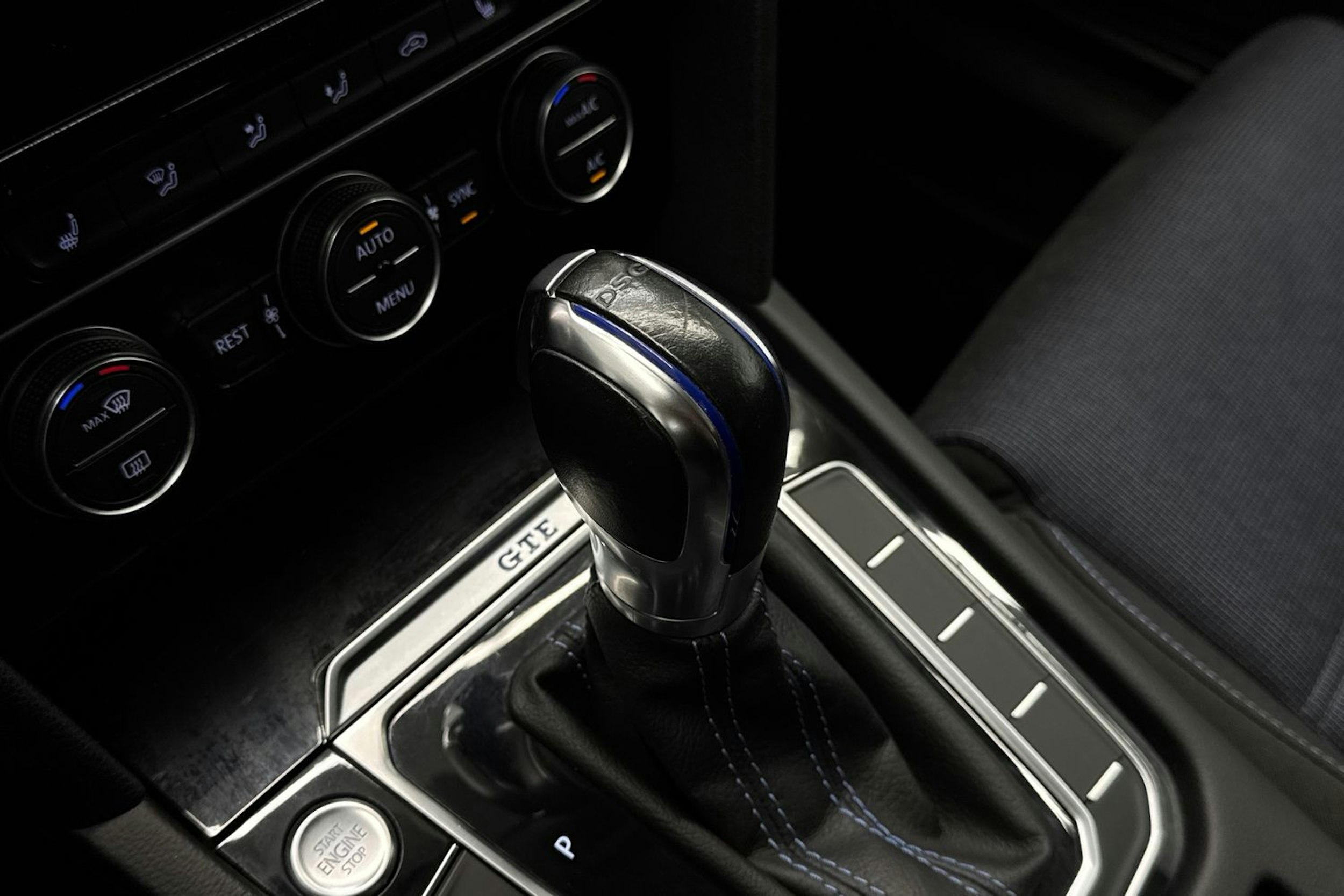 Harmaa Volkswagen PASSAT 2018 kuva 21.