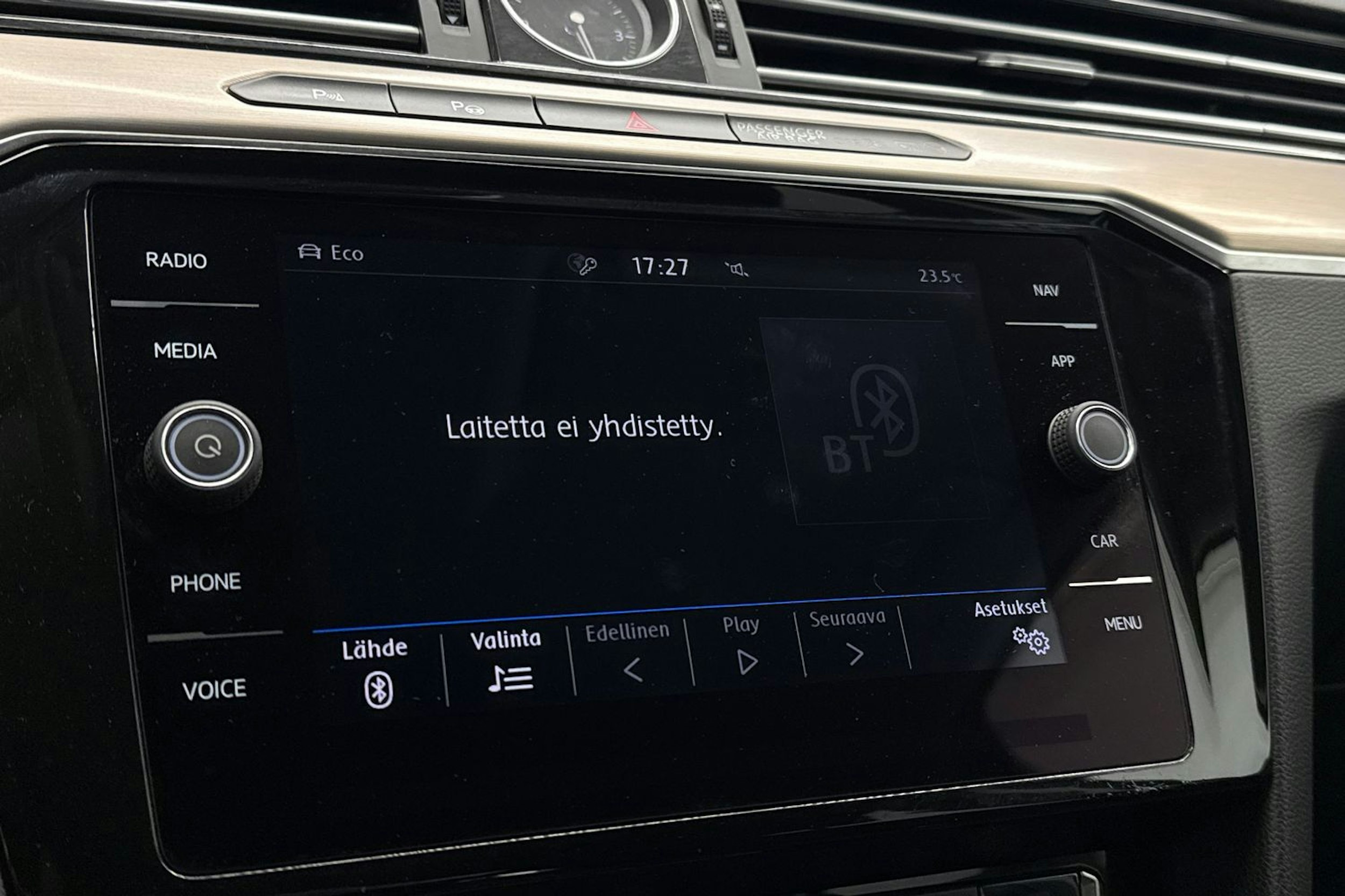 Harmaa Volkswagen PASSAT 2018 kuva 26.
