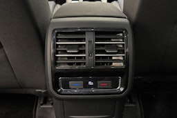 Harmaa Volkswagen PASSAT 2018 kuva 33.