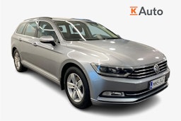 sininen Volkswagen Passat 2018 kuva 1.