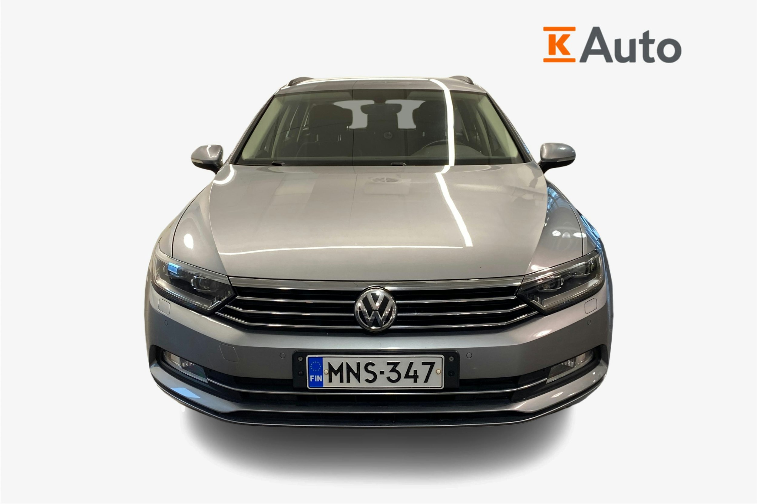 sininen Volkswagen Passat 2018 kuva 5.