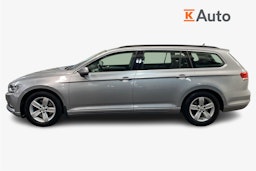 sininen Volkswagen Passat 2018 kuva 6.