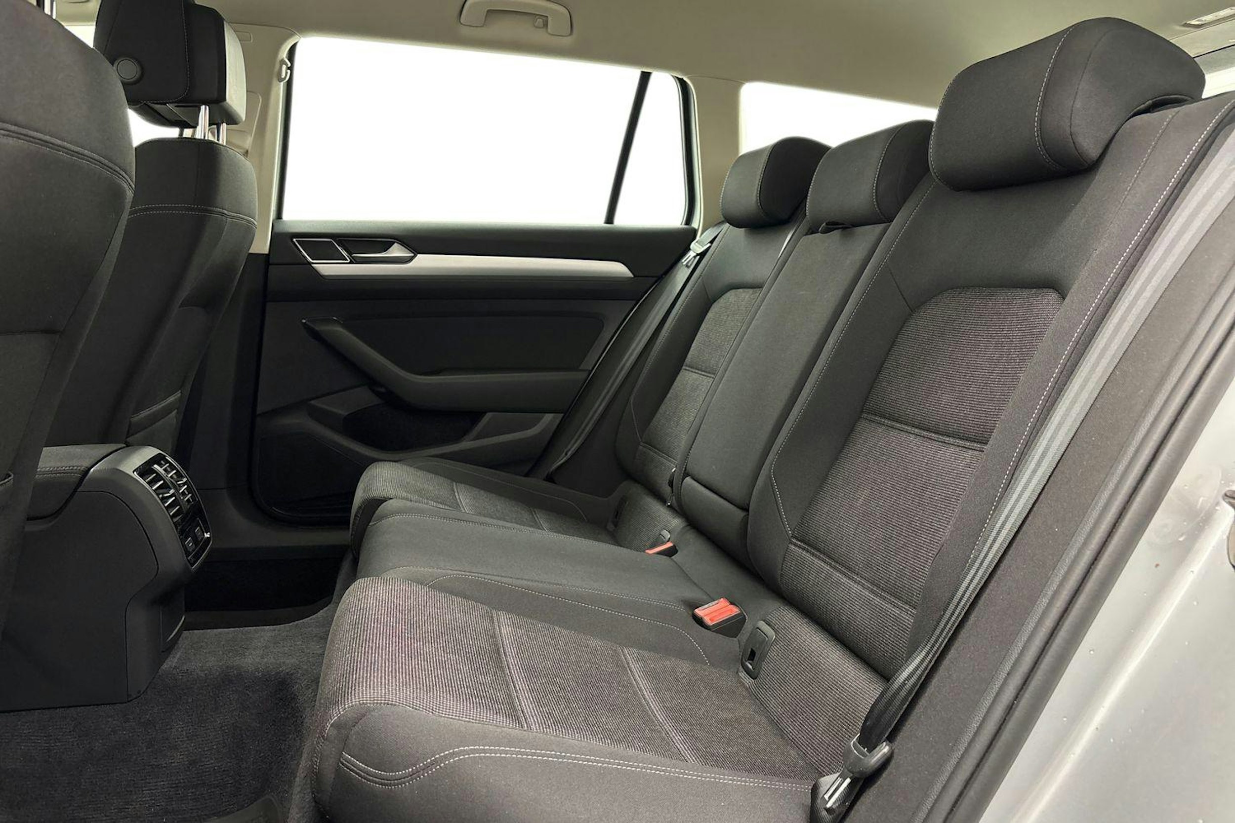 hopea Volkswagen Passat 2018 kuva 10.