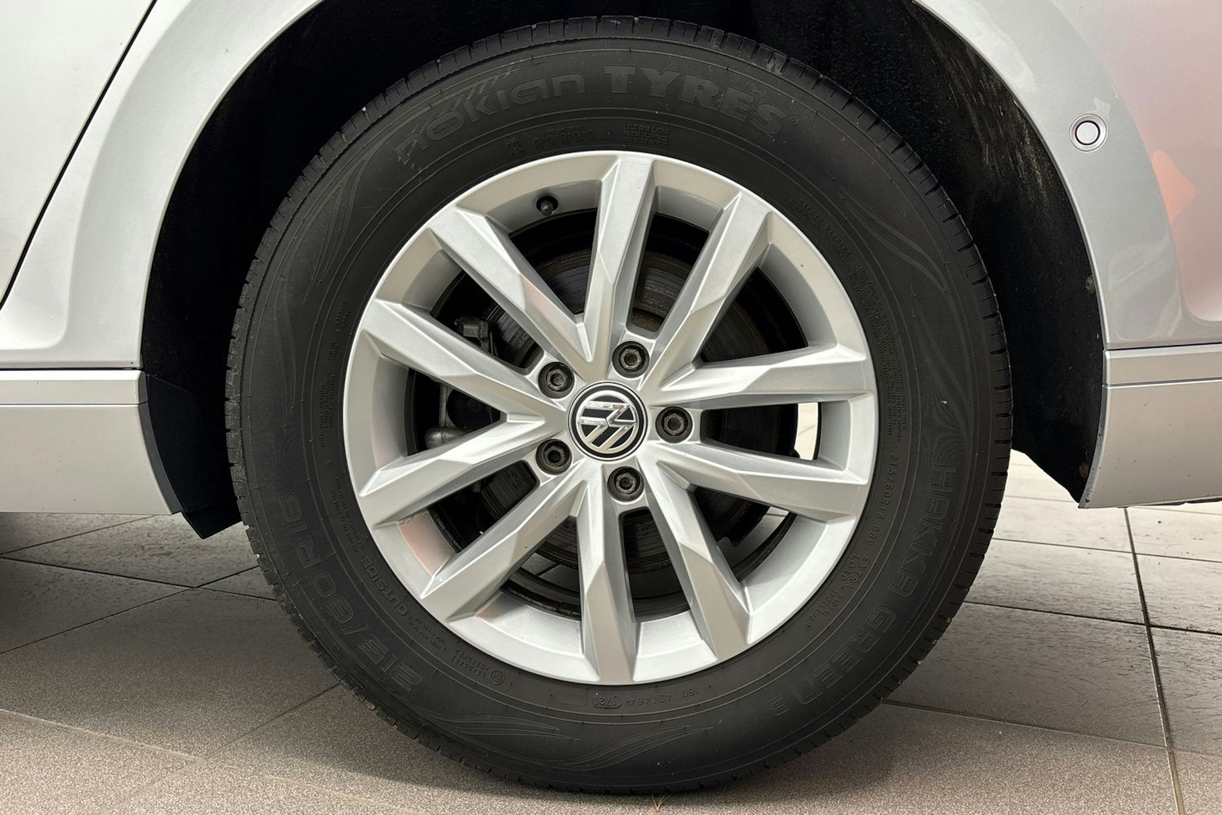 hopea Volkswagen Passat 2018 kuva 11.