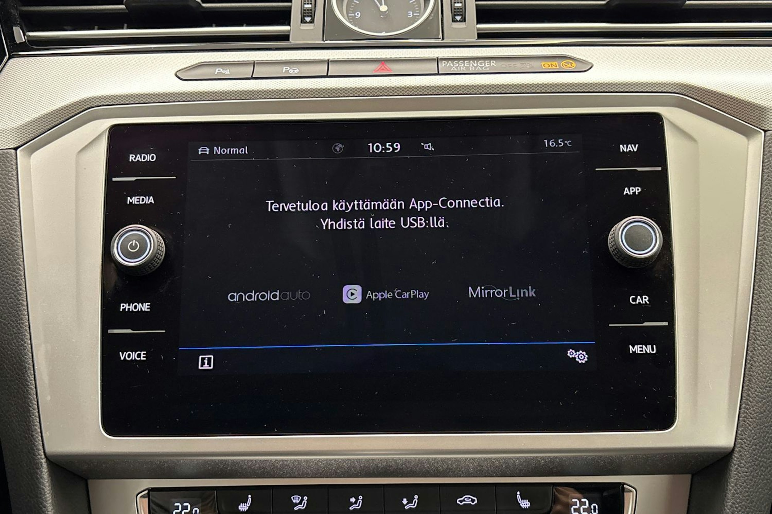 hopea Volkswagen Passat 2018 kuva 22.