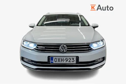 Valkoinen Volkswagen PASSAT 2018 kuva 4.
