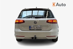 Valkoinen Volkswagen PASSAT 2018 kuva 3.