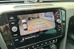 ruskea (beige) Volkswagen Passat 2018 kuva 23.