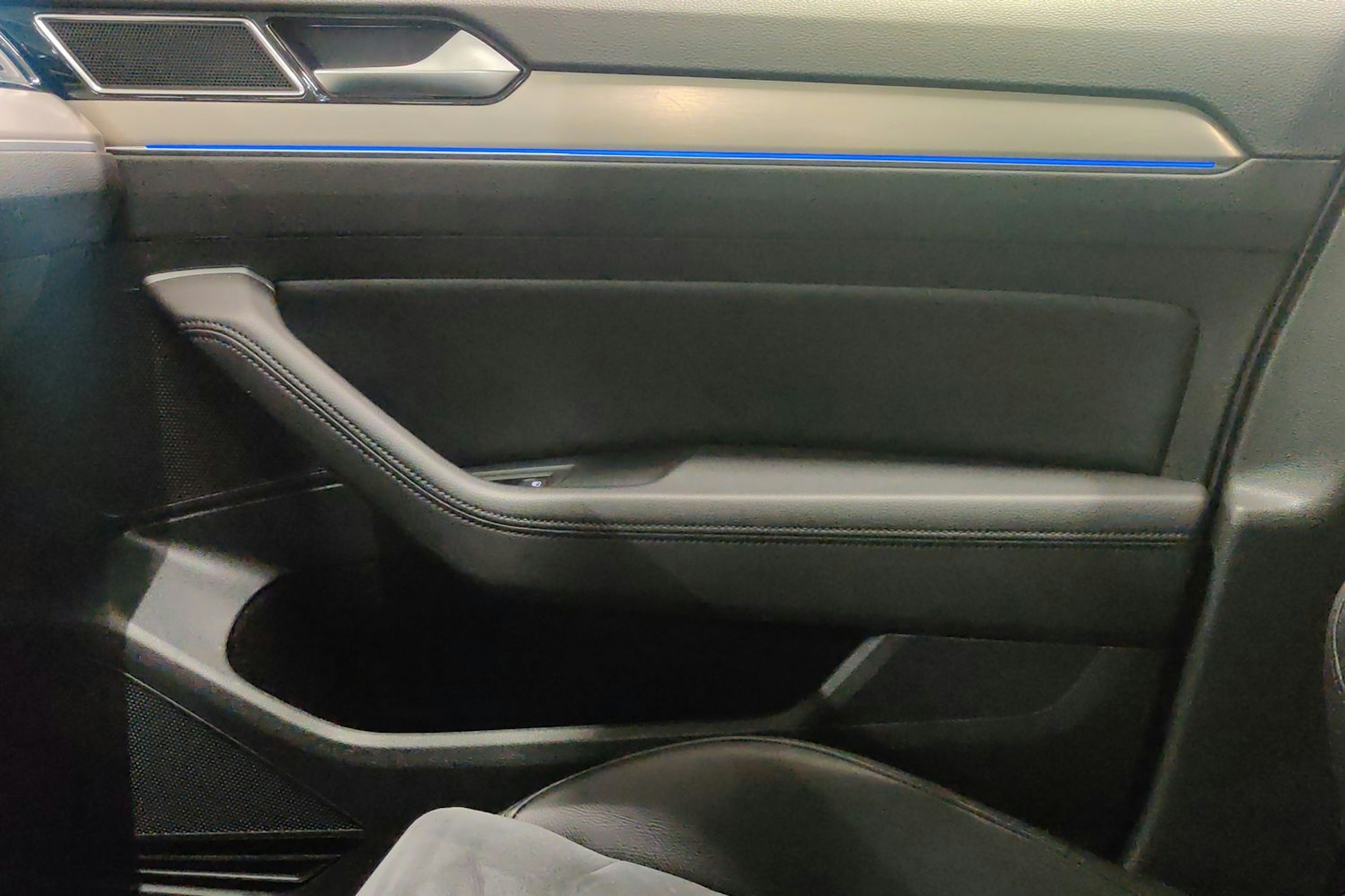 Hopea Volkswagen PASSAT 2018 kuva 19.
