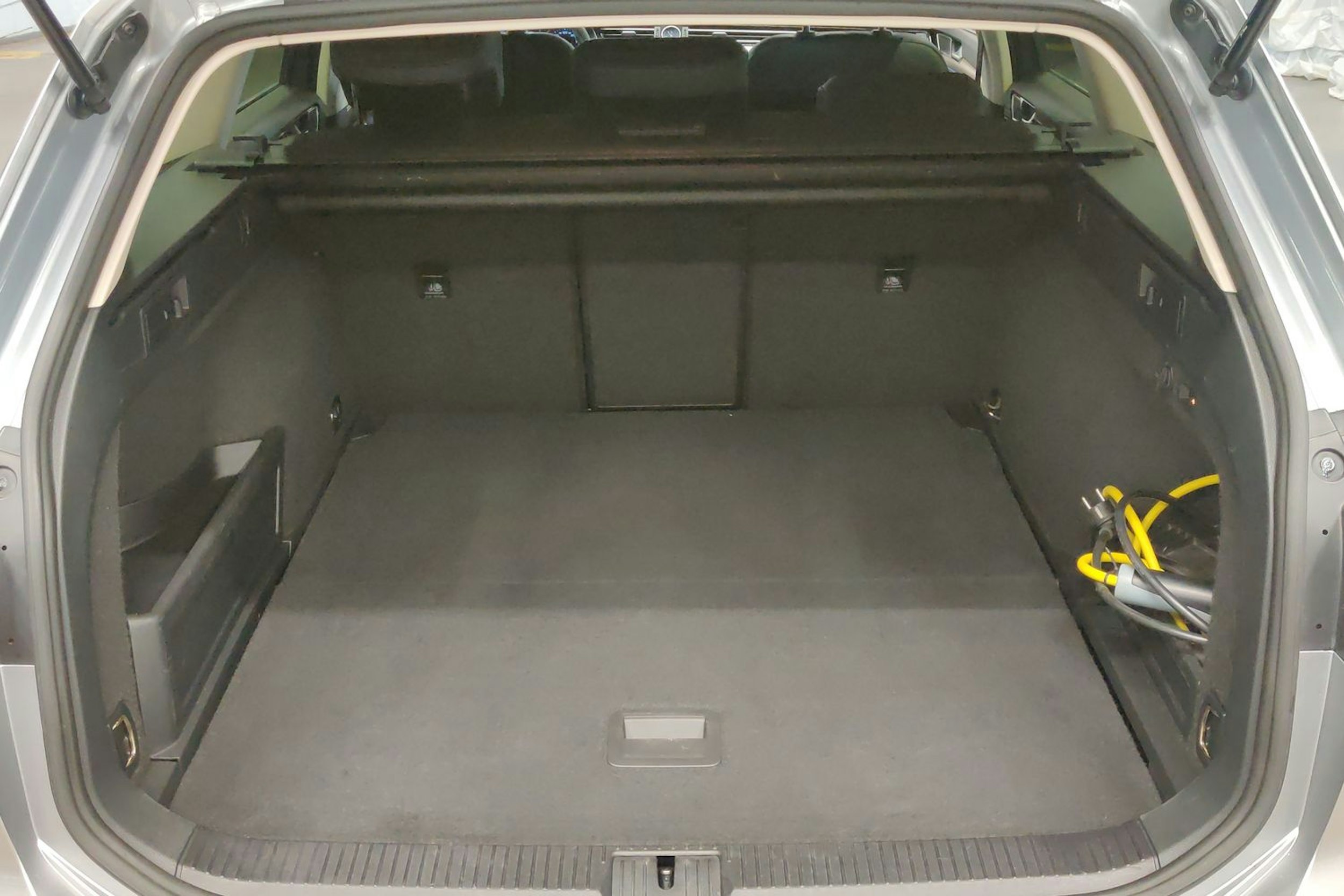 Hopea Volkswagen PASSAT 2018 kuva 22.