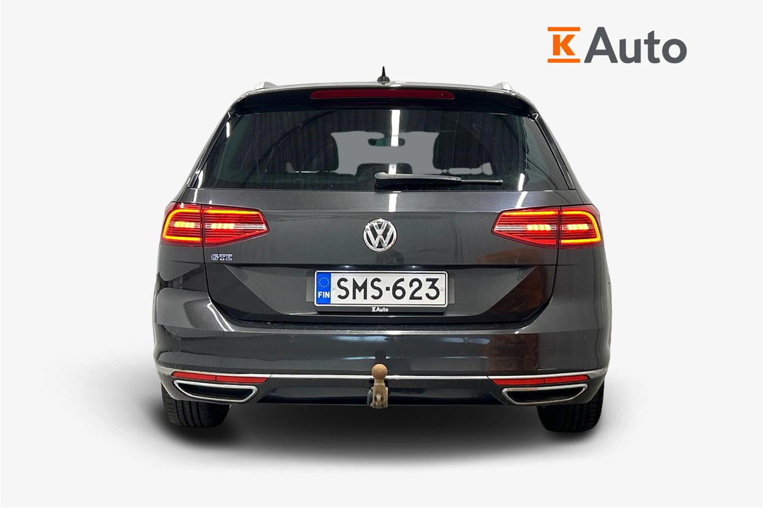 harmaa Volkswagen Passat 2018 kuva 3.