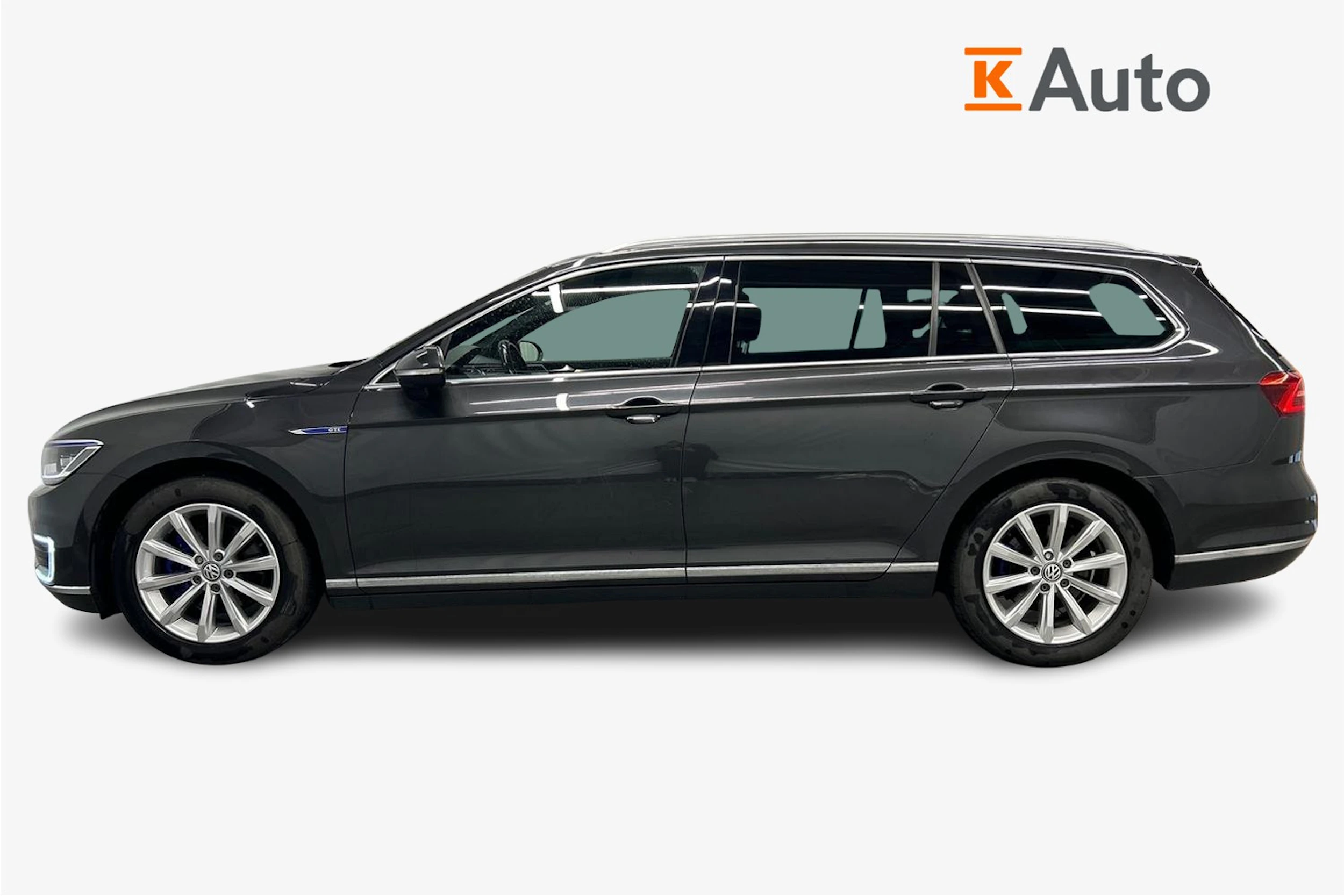 harmaa Volkswagen Passat 2018 kuva 5.