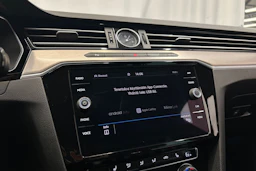harmaa Volkswagen Passat 2018 kuva 22.