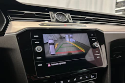 harmaa Volkswagen Passat 2018 kuva 24.