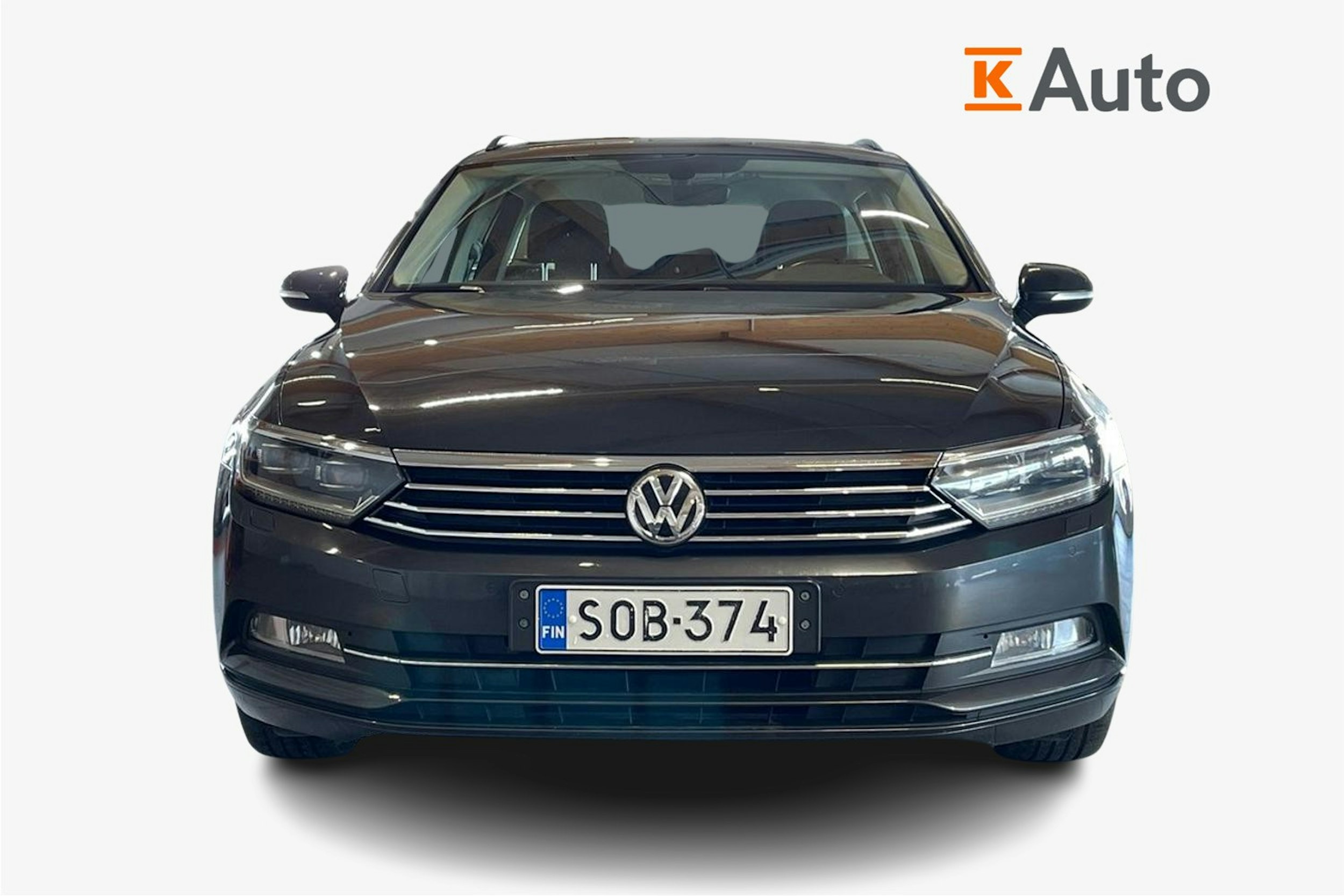 harmaa Volkswagen Passat 2018 kuva 5.
