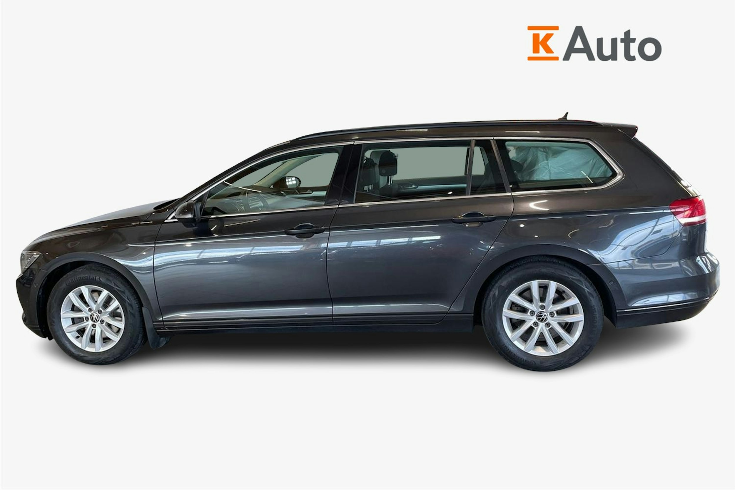 harmaa Volkswagen Passat 2018 kuva 6.