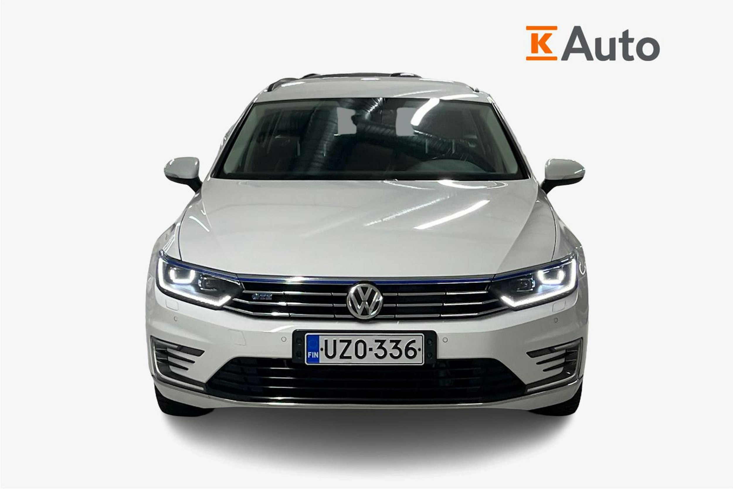 Valkoinen Volkswagen PASSAT 2018 kuva 5.